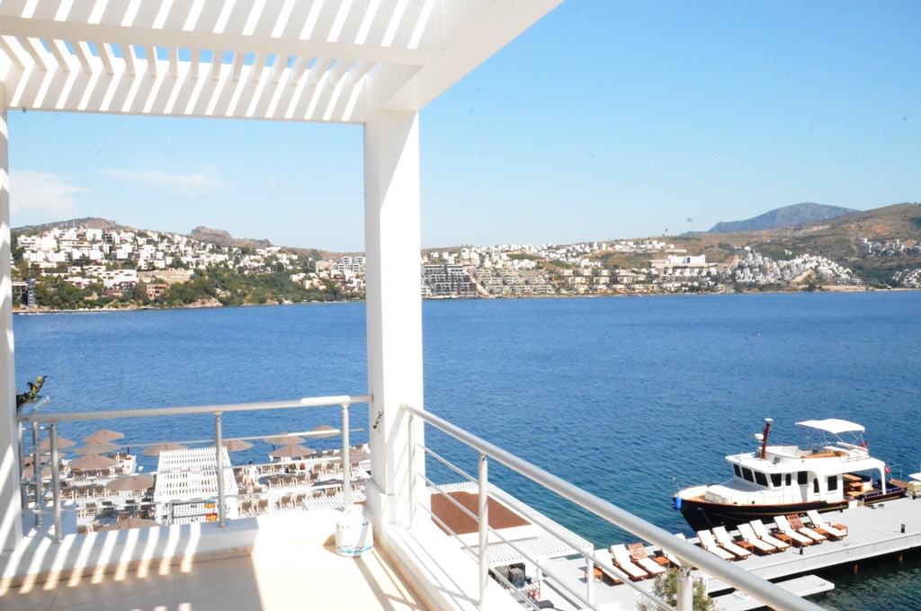 PENTHOUSE SUIT
